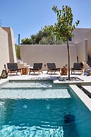 Aeon Suites - Adults Only