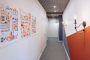 Oversize Piter Hotel