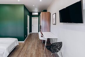 Oversize Piter Hotel