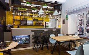 Oversize Piter Hotel