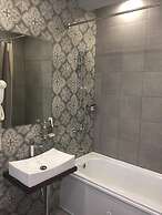 Oversize Piter Hotel