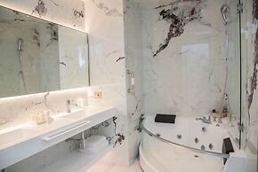 The Promenade Luxury Wellness Hotel