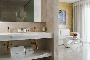 The Promenade Luxury Wellness Hotel