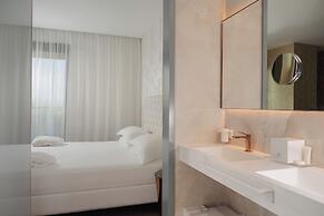 The Promenade Luxury Wellness Hotel