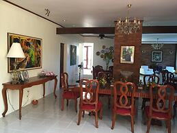 Casa Roces Bed and Breakfast