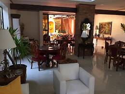 Casa Roces Bed and Breakfast