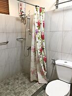 Casa Roces Bed and Breakfast