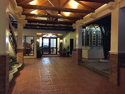 Casa Roces Bed and Breakfast