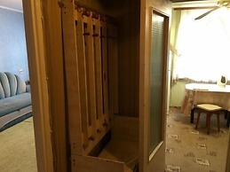 Apartment on Melnichnaya 24