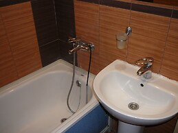 Apartment on Melnichnaya 24