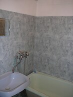 Apartment on Melnichnaya 24