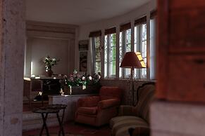 Shepinetree - Capela House