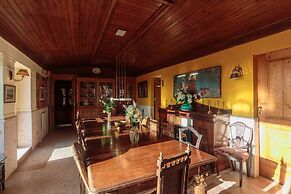 Shepinetree - Capela House