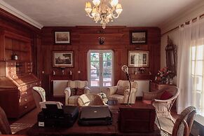 Shepinetree - Capela House