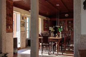 Shepinetree - Capela House