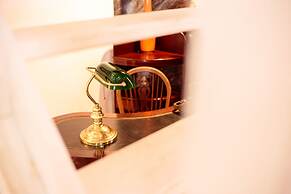 Shepinetree - Capela House