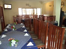 Meru House Inn