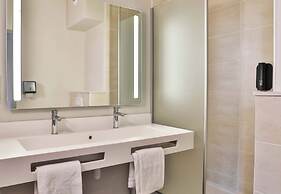 B&B HOTEL LES HERBIERS