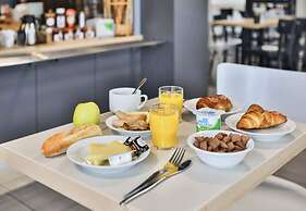 B&B HOTEL LES HERBIERS
