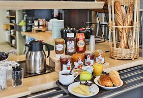 B&B HOTEL LES HERBIERS