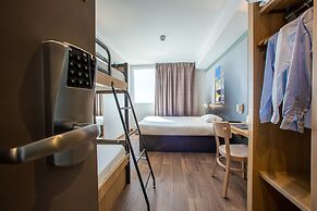 B&B HOTEL LES HERBIERS