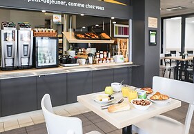 B&B HOTEL LES HERBIERS