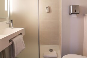 B&B HOTEL LES HERBIERS