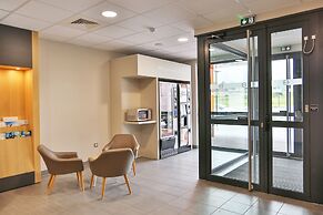 B&B HOTEL LES HERBIERS