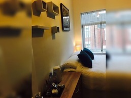 Town House @ Balliol St