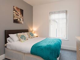 Town House @ Minshull New Road