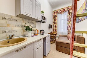 Semeiniy Ochag on Kurlandskaya