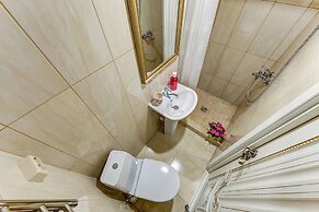 Semeiniy Ochag on Kurlandskaya