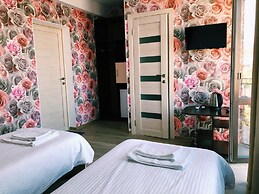 Guest house  HOLA