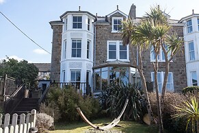 Headland House Luxury B&B