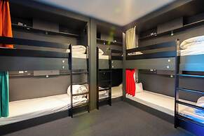 The People - Les 2 Alpes - Hostel