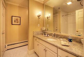 Francis Malbone House Inn