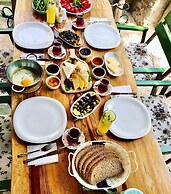 Eski Datca Pansiyon Cafe