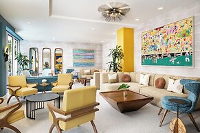 Hotel Continental Miami Beach, Tapestry Collection by Hilton