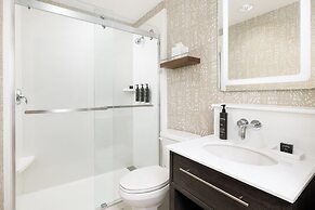 Hotel Continental Miami Beach, Tapestry Collection by Hilton