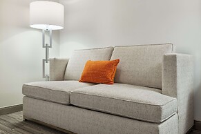 Hampton Inn & Suites Atlanta Buckhead Place