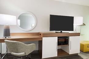 Hampton Inn & Suites Atlanta Buckhead Place