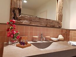 Thermesea Luxury Lodge