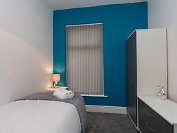 Townhouse @166 Ruskin Rd