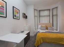 Townhouse @166 Ruskin Rd