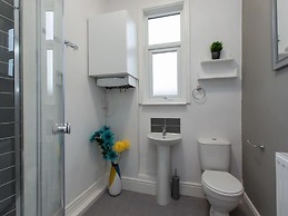 Townhouse @166 Ruskin Rd