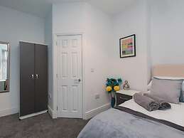 Townhouse @166 Ruskin Rd