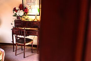 Shepinetree - Pinheira House