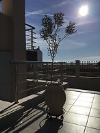 AM Beach House near Sea