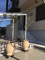 AM Beach House near Sea