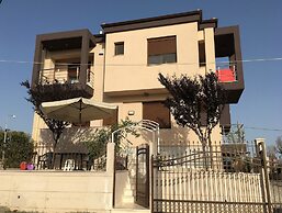 AM Beach House near Sea